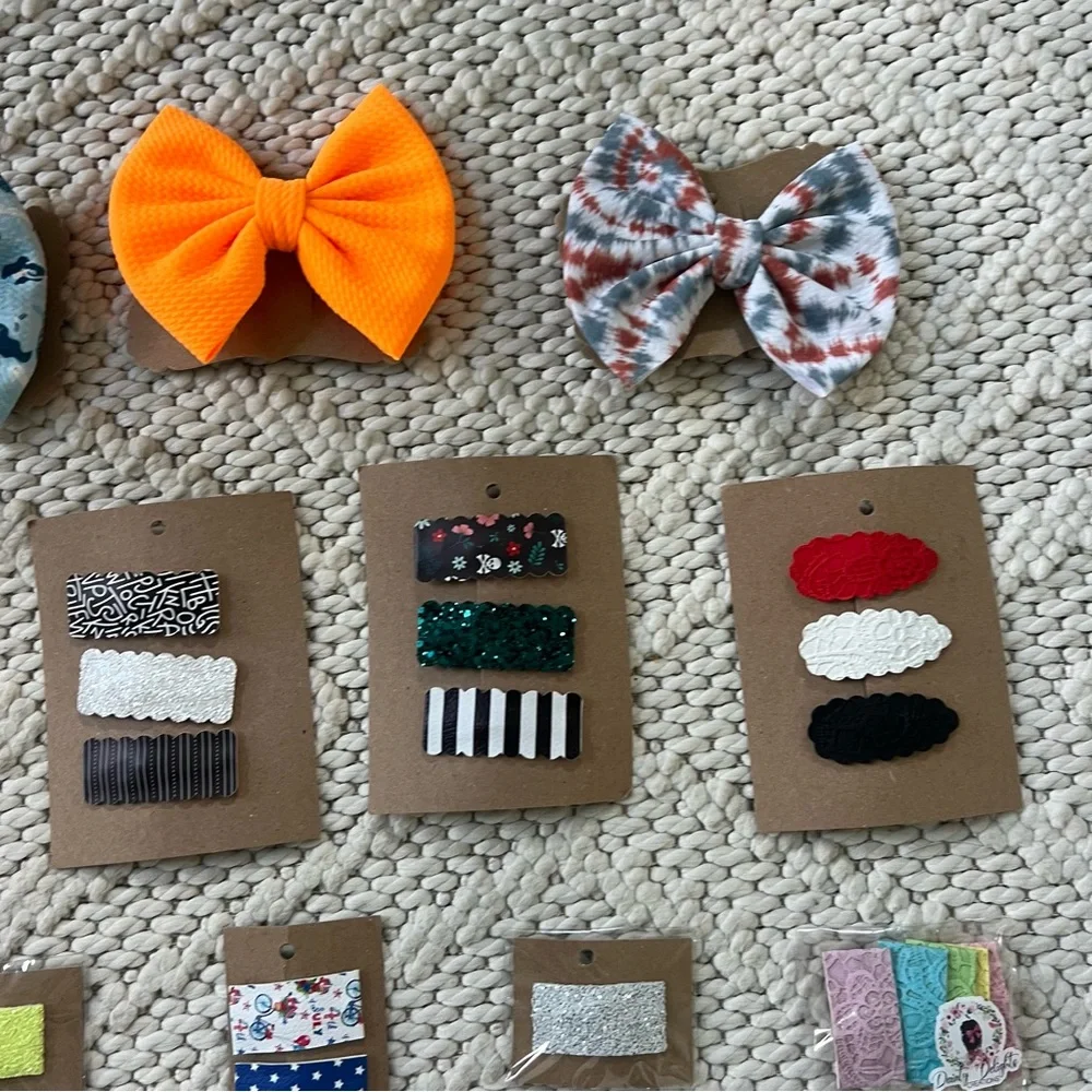 Large lot of Boutique Girl’s Hair Bows & Barrettes New With Tags $108 Retail